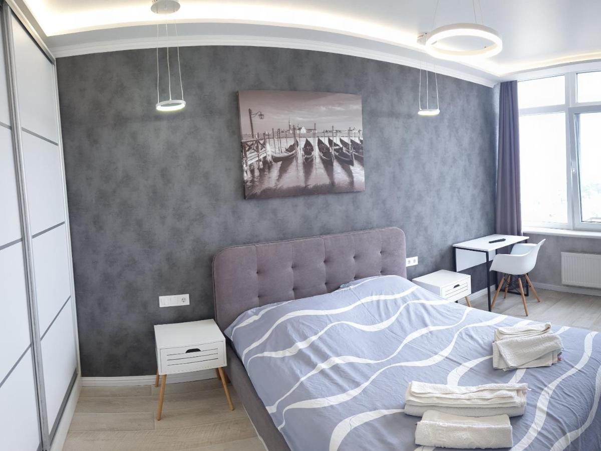 אודסה Apartment Sky 24 Floor In Centre מראה חיצוני תמונה