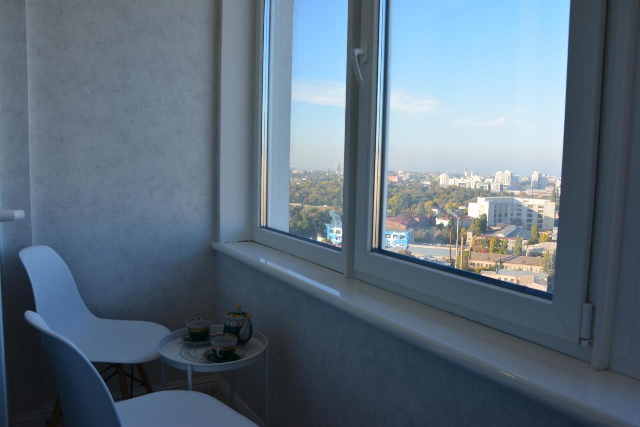 אודסה Apartment Sky 24 Floor In Centre מראה חיצוני תמונה